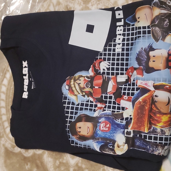 Roblox short sleeve shirt - Picture 7 of 7
